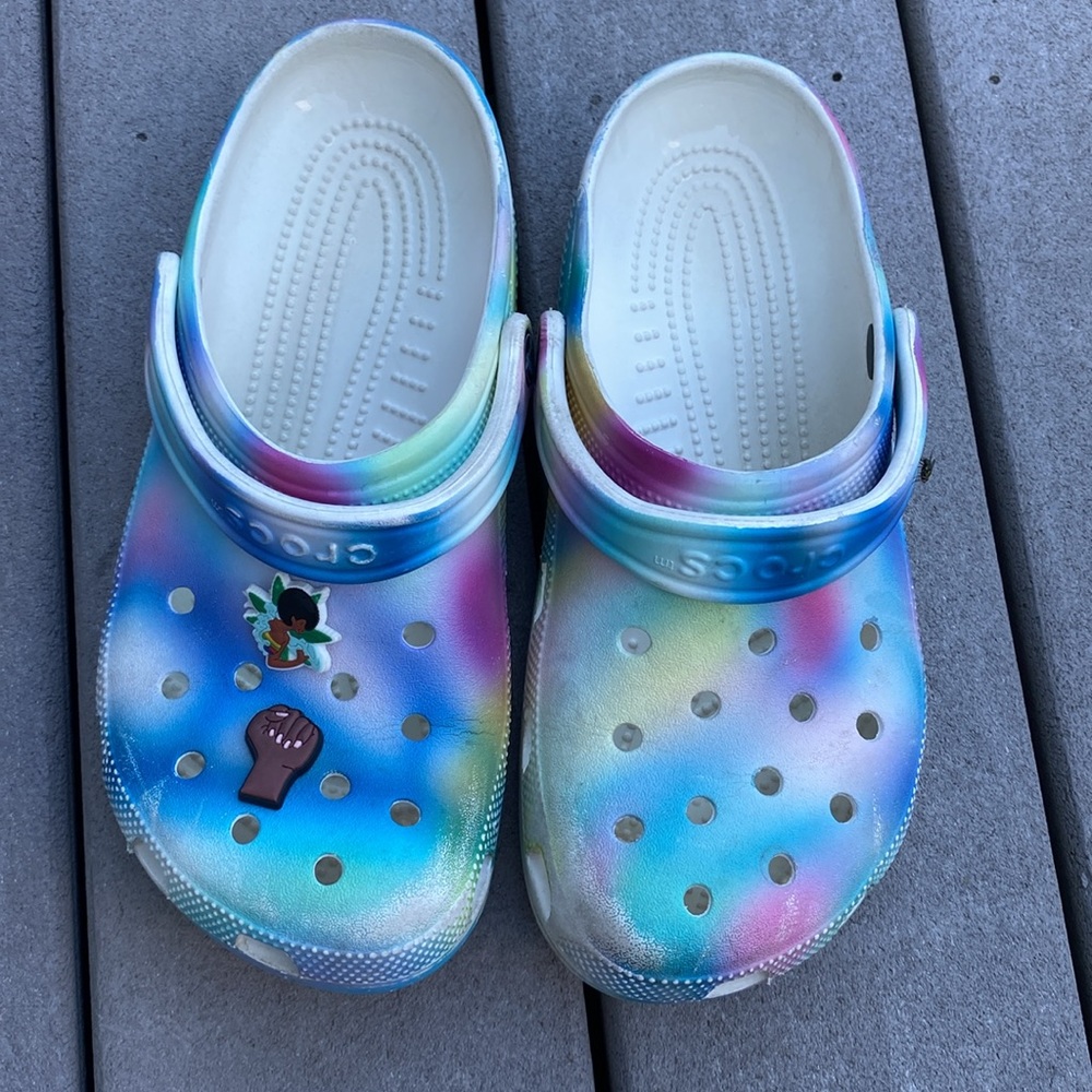 Colarized Classic Clogs - Picture 2 of 7